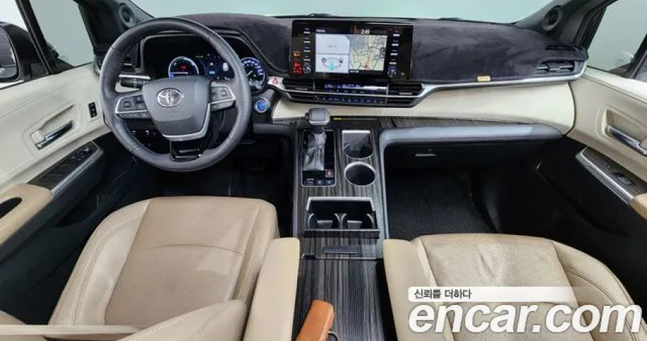 Toyota Sienna 