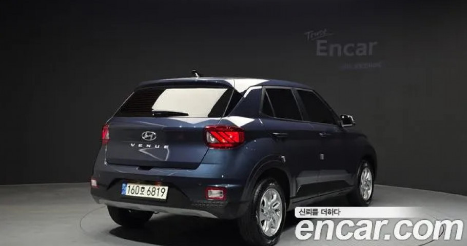 Hyundai Venue 