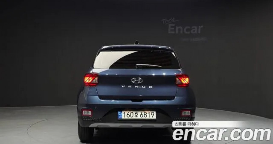 Hyundai Venue 