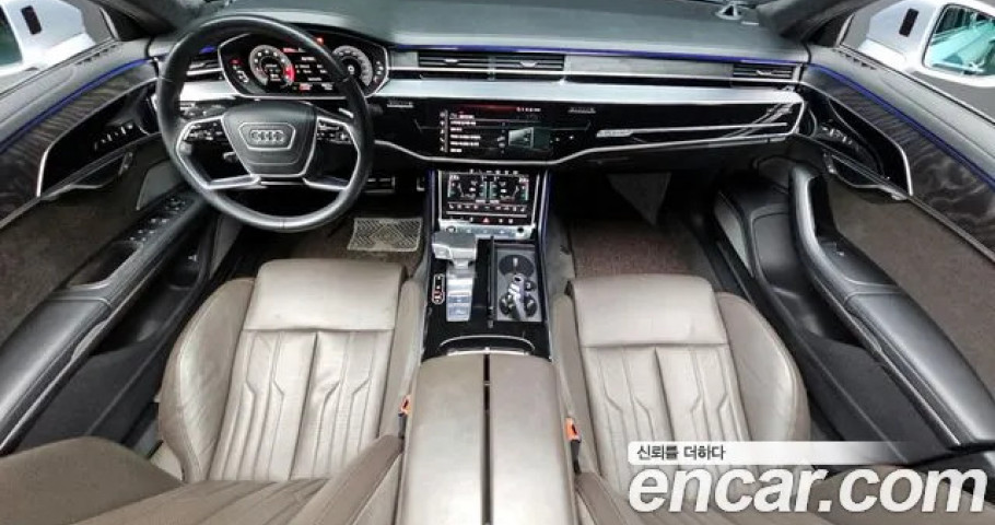Audi A8 