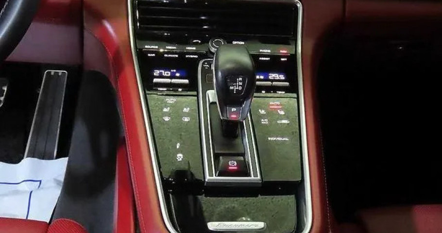 Porsche Panamera 