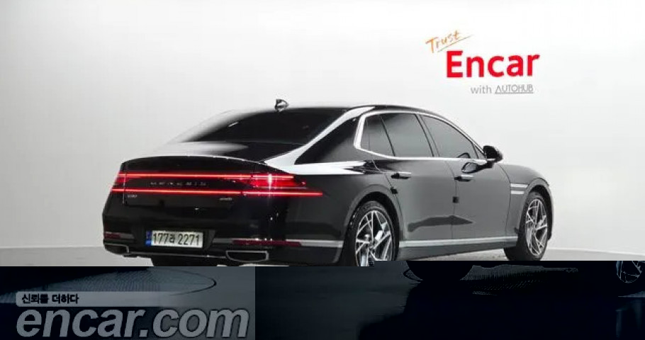 Genesis G90 
