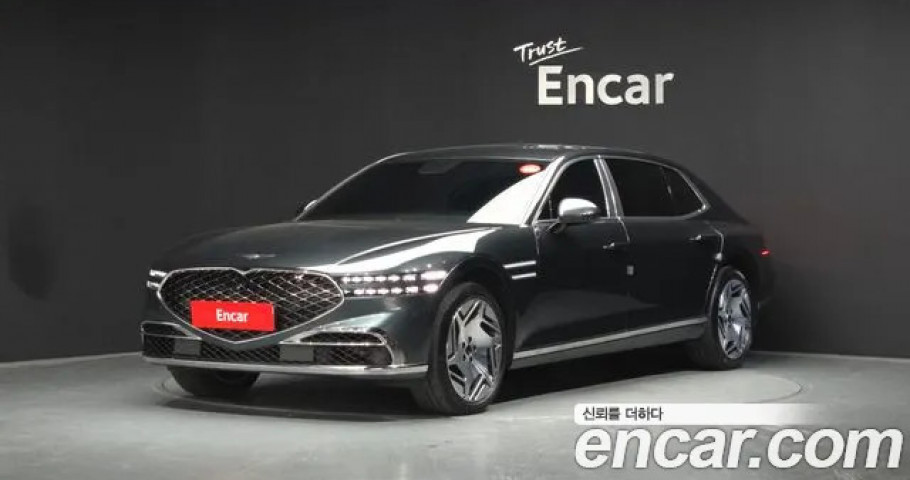 Genesis G90 