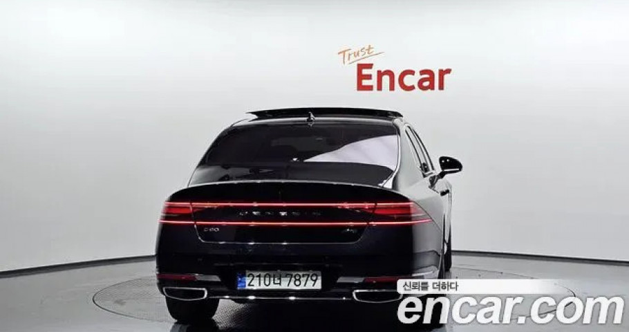 Genesis G90 