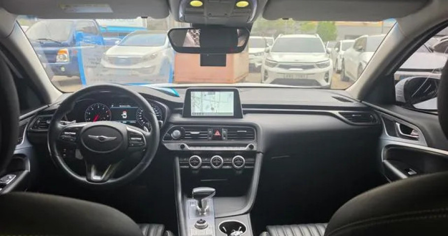 Genesis G70 