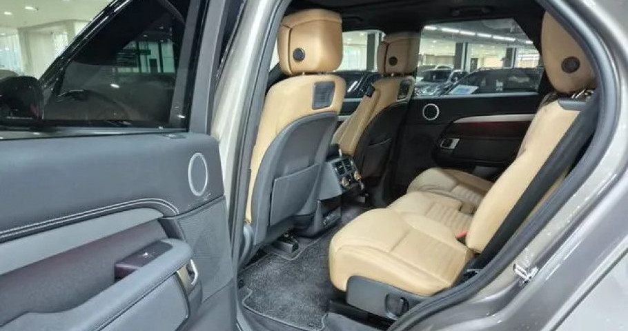 Land Rover Discovery 