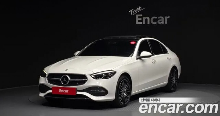 Mercedes-Benz C-Class 
