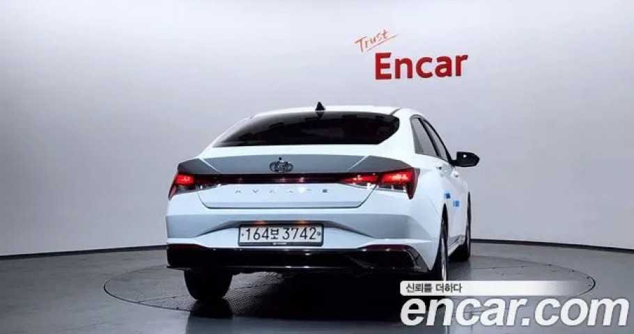 Hyundai Avante (Elantra) 