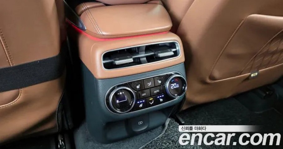 Genesis Gv70 