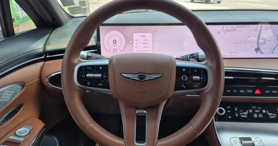 Genesis Gv70 