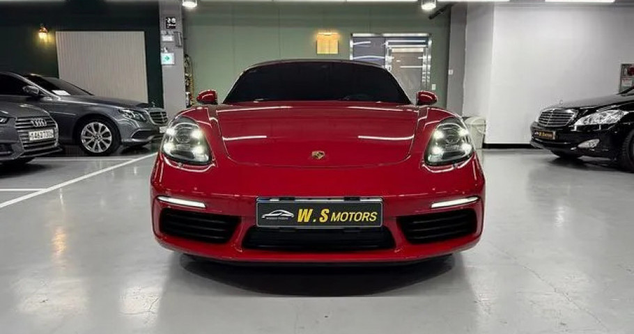 Porsche 718 
