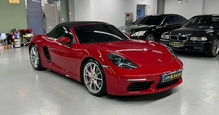 Porsche 718 