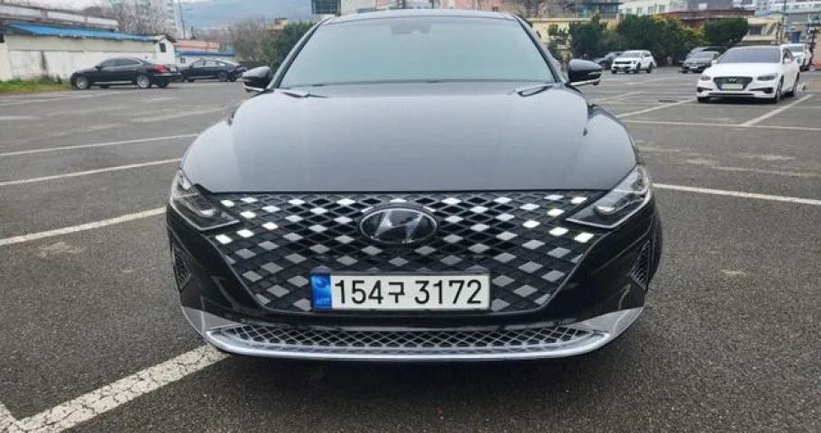 Hyundai Grandeur 