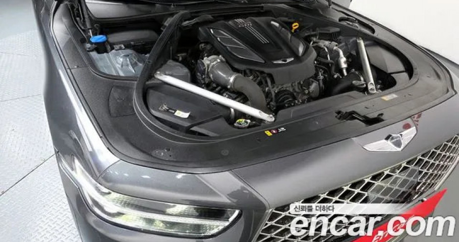 Genesis G90 