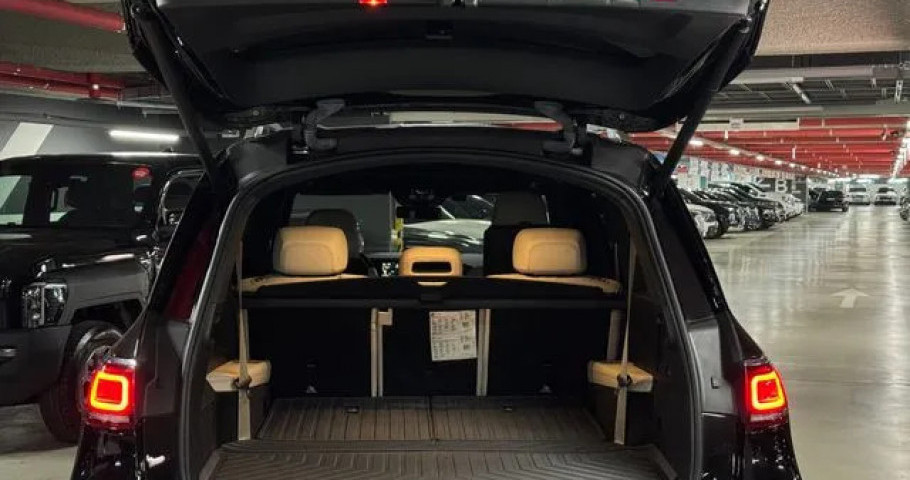 Mercedes-Benz Gls-Class 