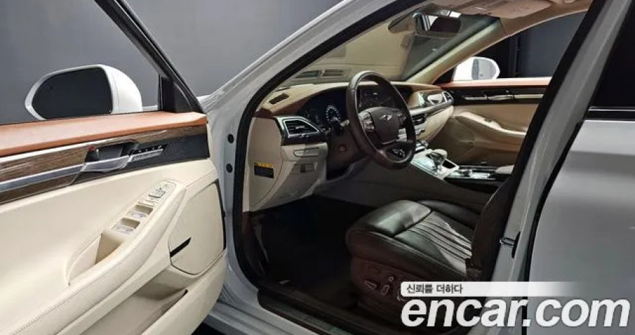 Genesis G90 
