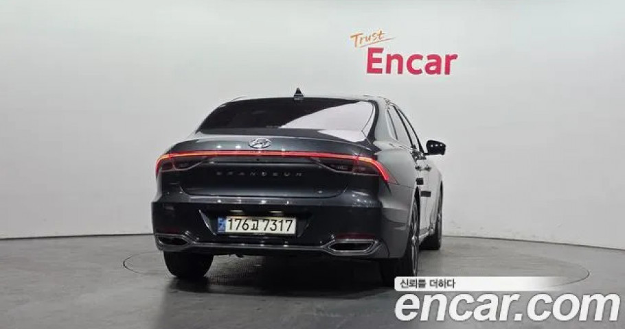 Hyundai Grandeur 