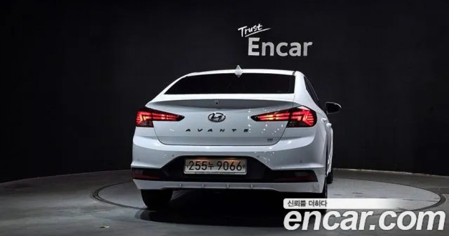 Hyundai Avante (Elantra) 