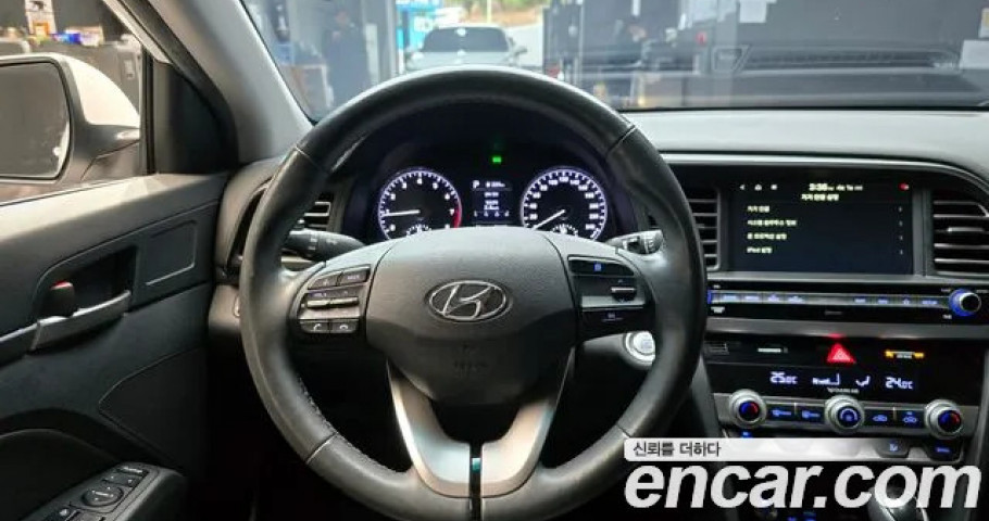Hyundai Avante (Elantra) 