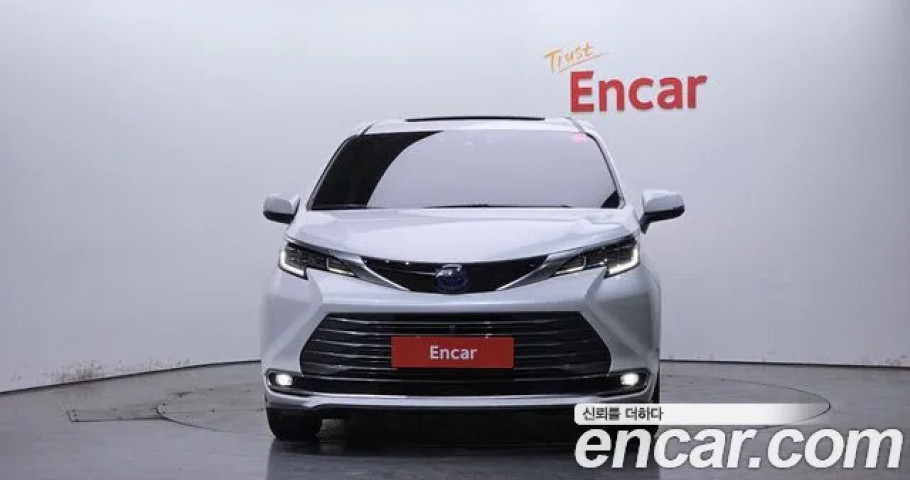 Toyota Sienna 