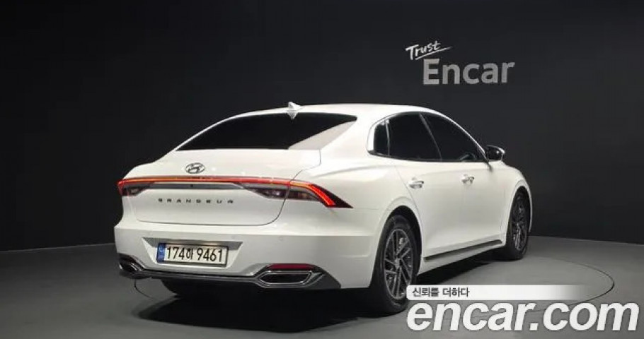 Hyundai Grandeur 