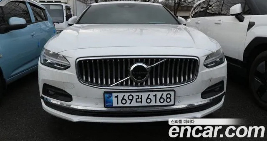 Volvo S90 