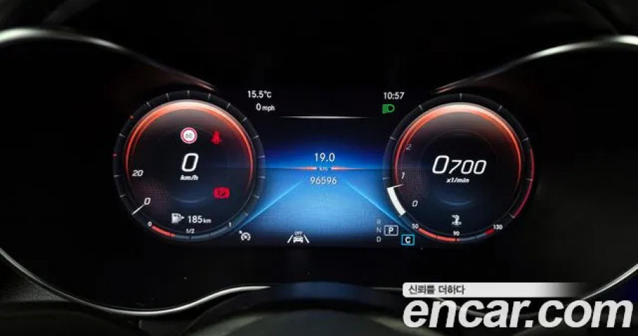 Mercedes-Benz C-Class 