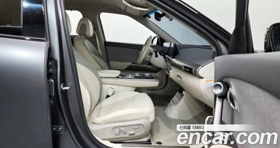 Genesis Gv60 