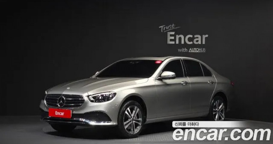 Mercedes-Benz E-Class 