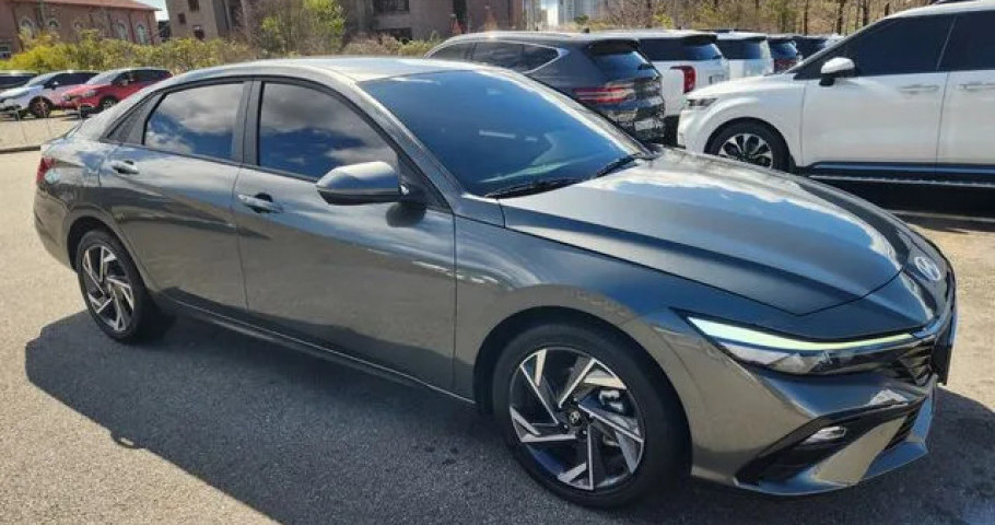 Hyundai Avante (Elantra) 