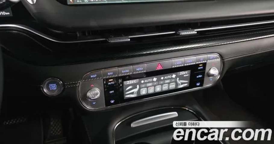 Genesis G90 