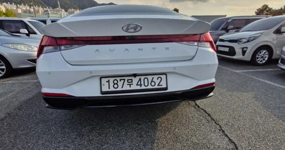 Hyundai Avante (Elantra) 