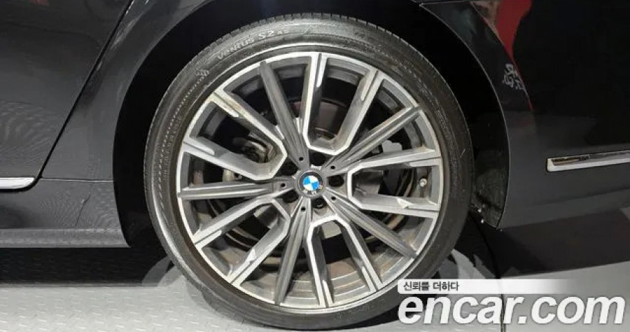 Bmw 7-Series 
