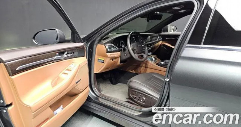 Genesis G90 