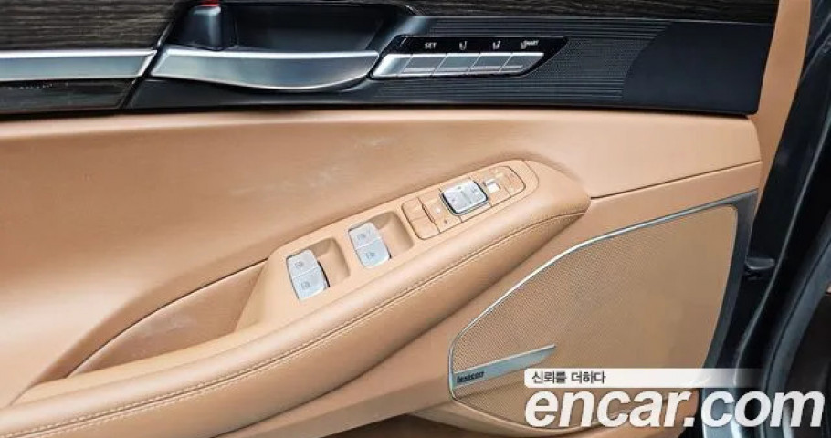 Genesis G90 
