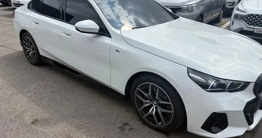 Bmw 5-Series 