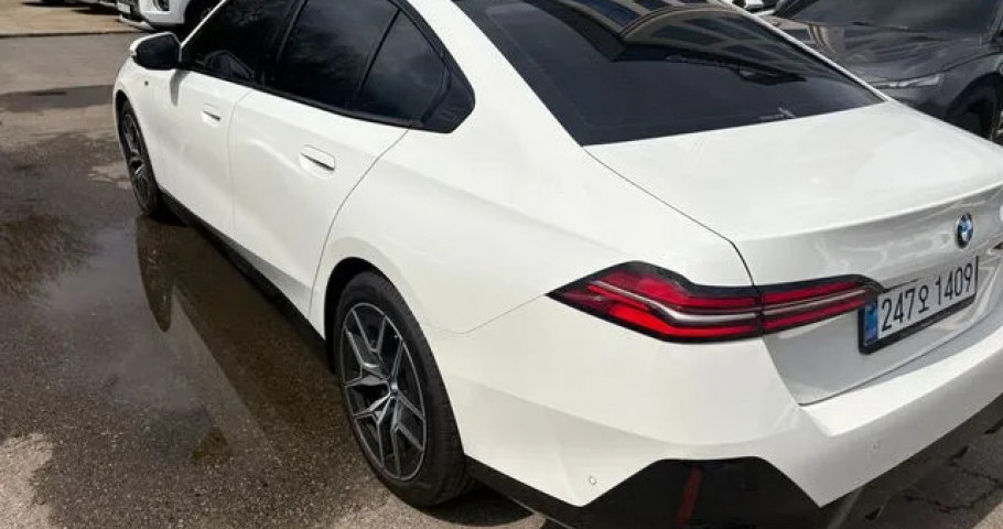 Bmw 5-Series 