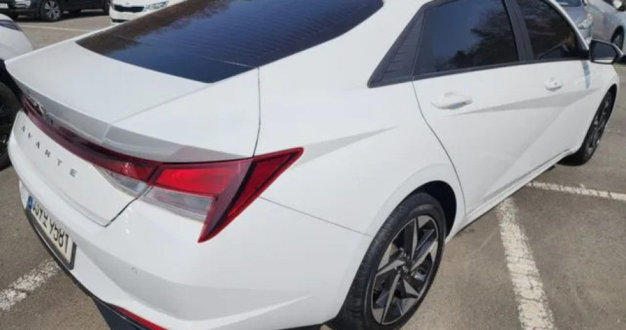 Hyundai Avante (Elantra) 