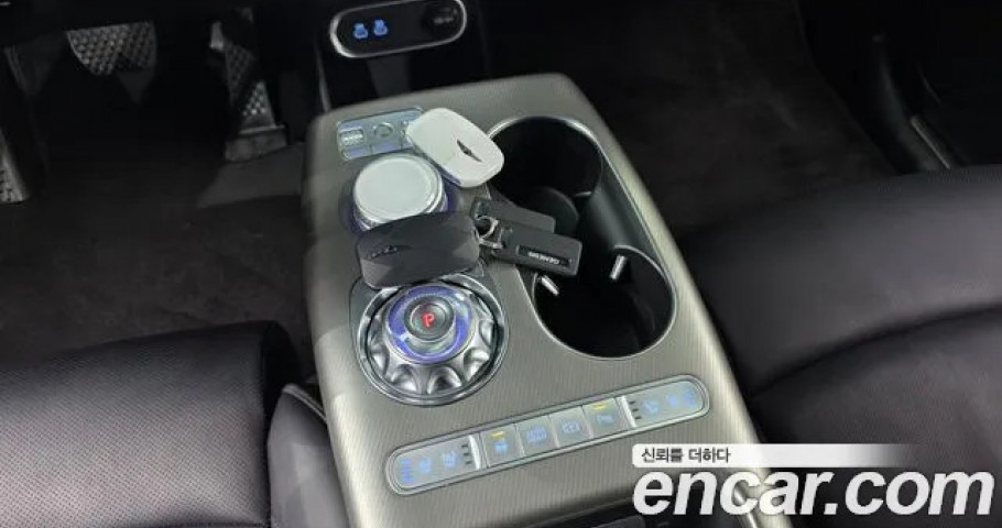 Genesis Gv60 