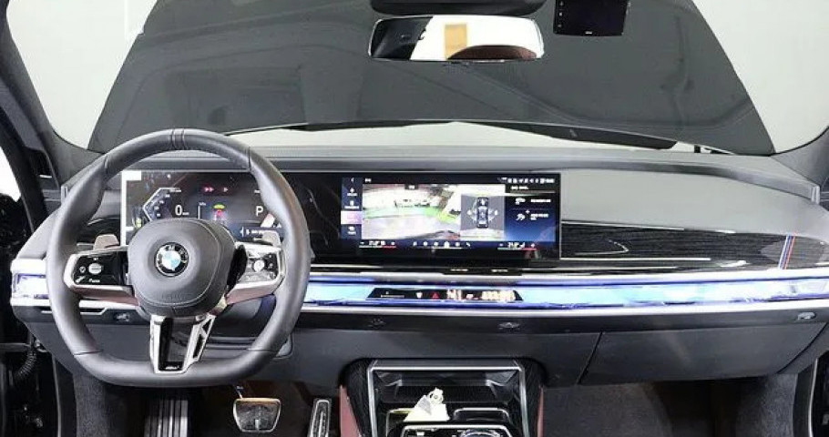 Bmw 7-Series 