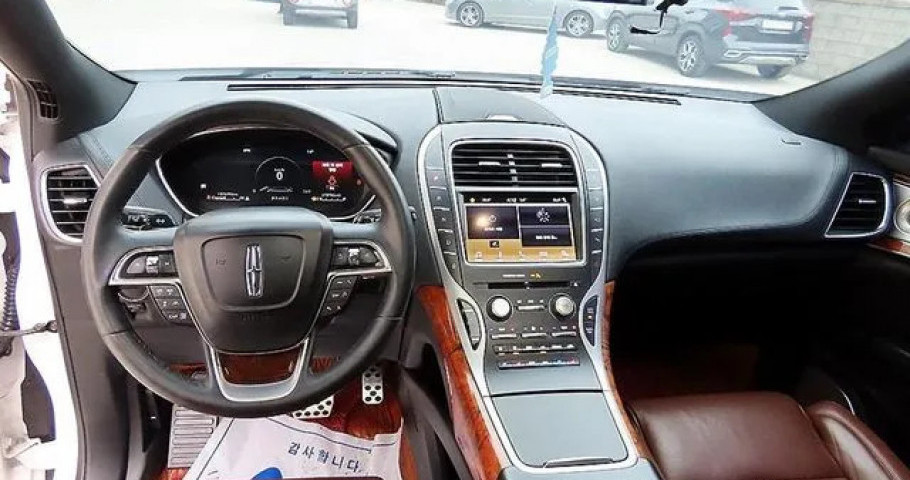 Lincoln Nautilus 