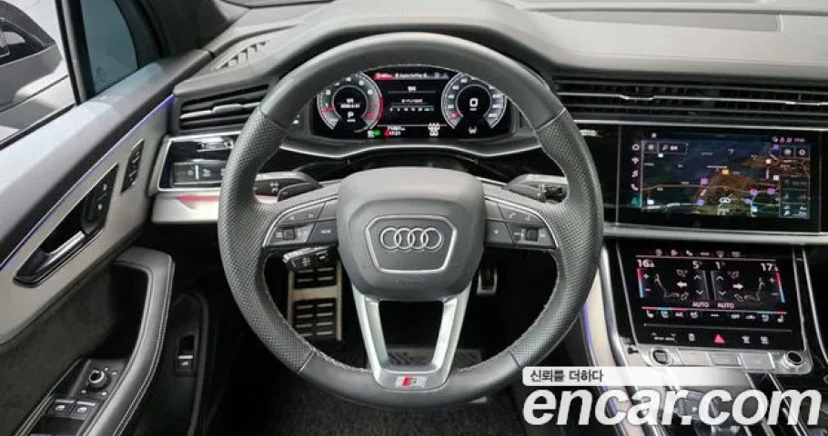 Audi Q7 