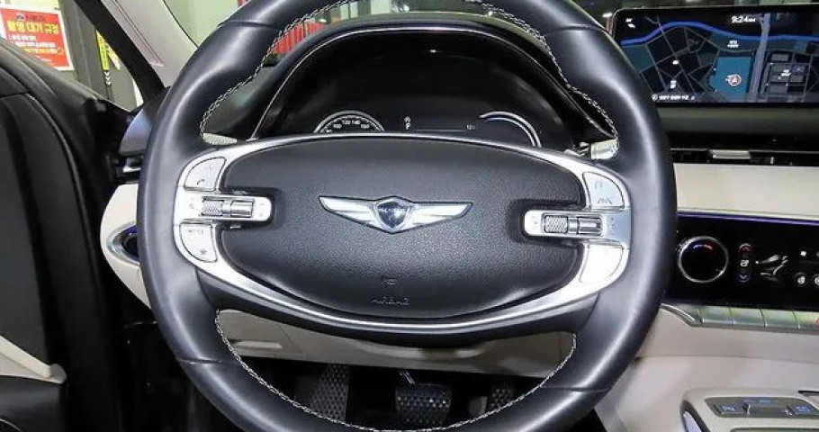 Genesis Gv70 