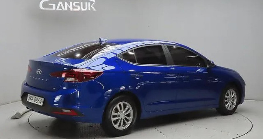 Hyundai Avante (Elantra) 