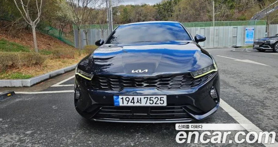 Kia K5 