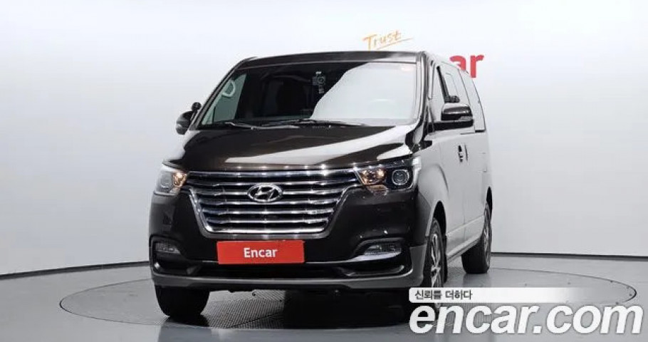Hyundai Starex 