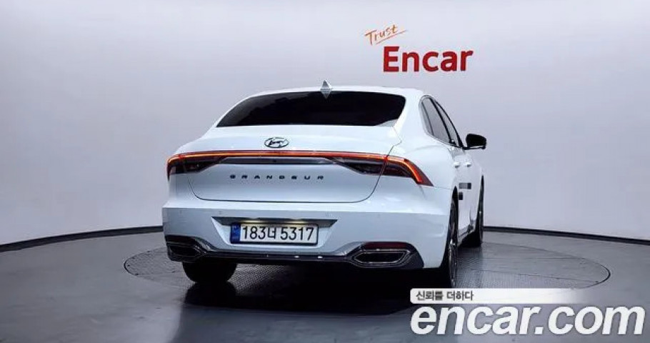 Hyundai Grandeur 
