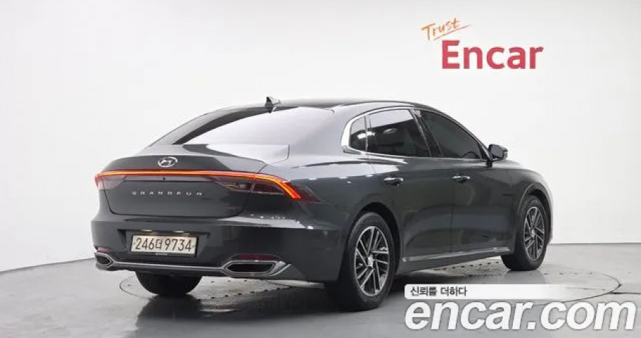 Hyundai Grandeur 