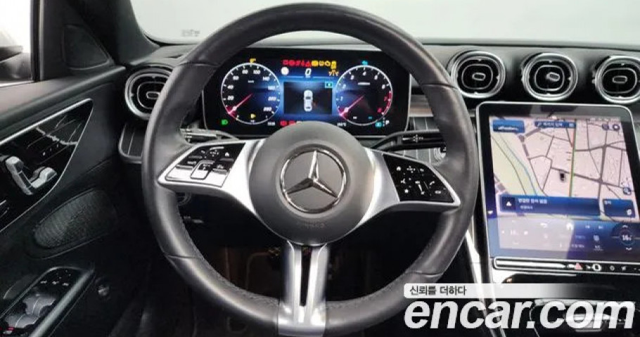 Mercedes-Benz C-Class 