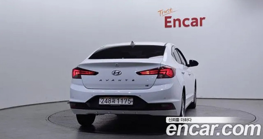 Hyundai Avante (Elantra) 